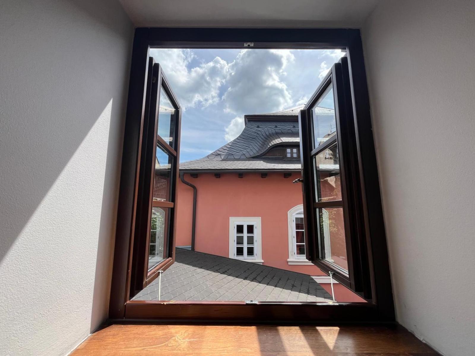 Nevinne Apartmany Kolin Exterior photo